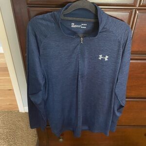 Men’s under Armour Navy Blue quarter Zip size large